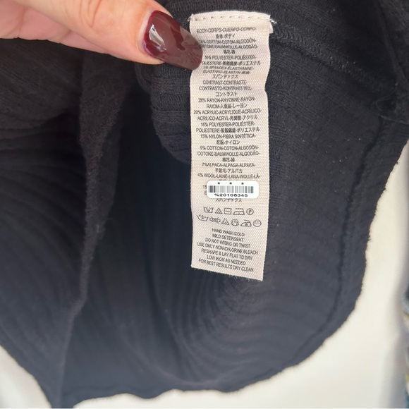 Free People Y2K-style Mixed Up Cuff Thermal Funnel Neck, Crochet, L - Picture 11 of 12